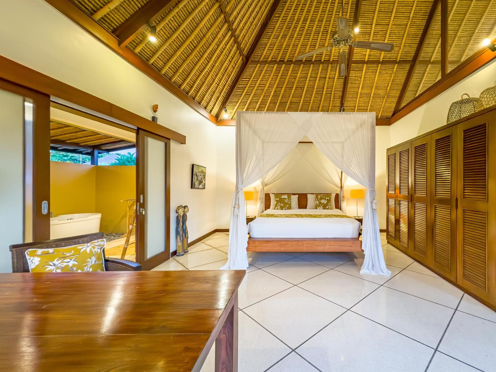 Villa Bugis Drupadi Seminyak Camera foto
