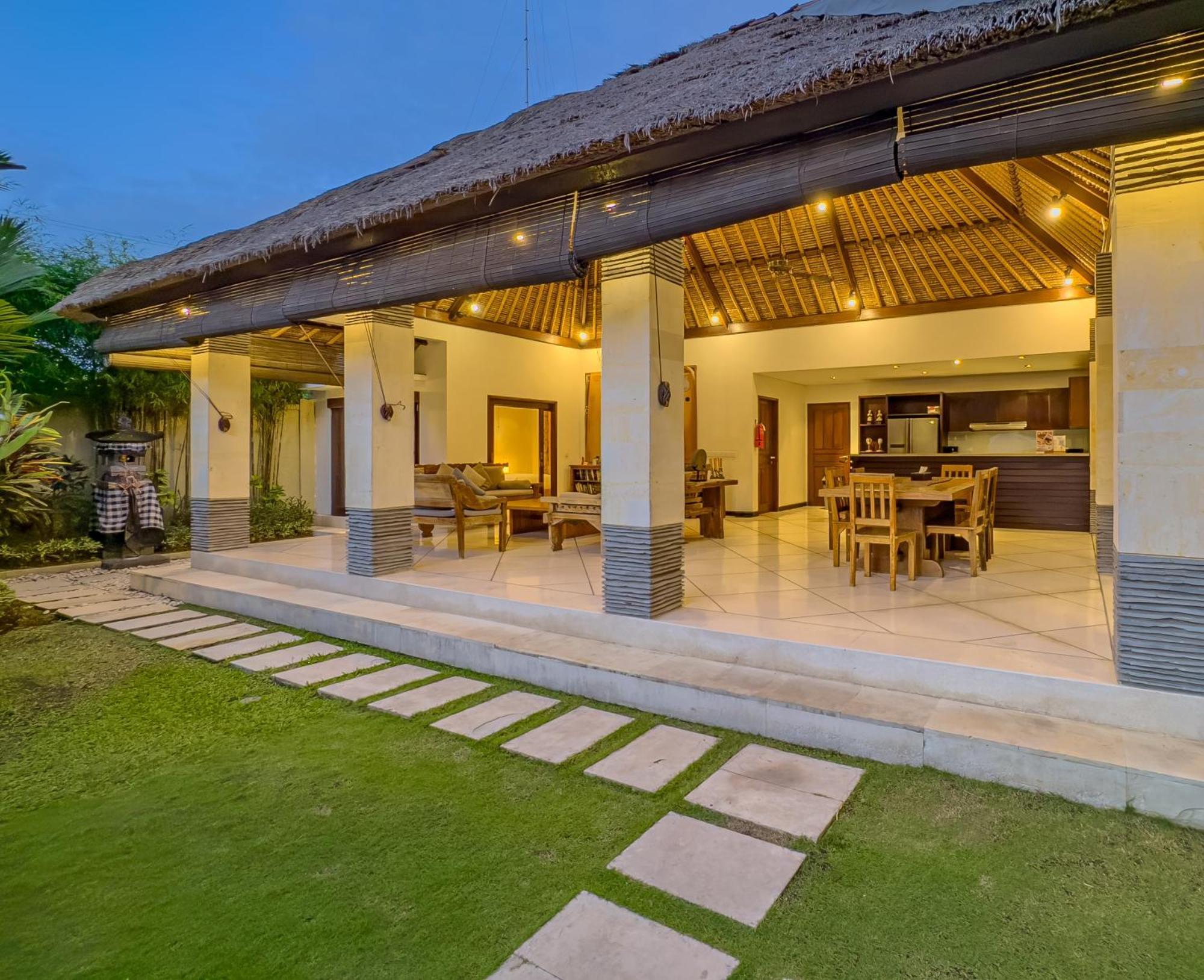 Villa Bugis Drupadi Seminyak Camera foto